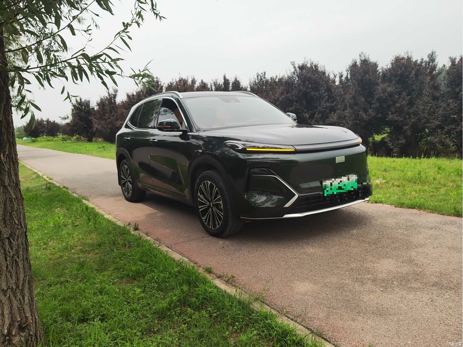 Geely 7, 2025 3