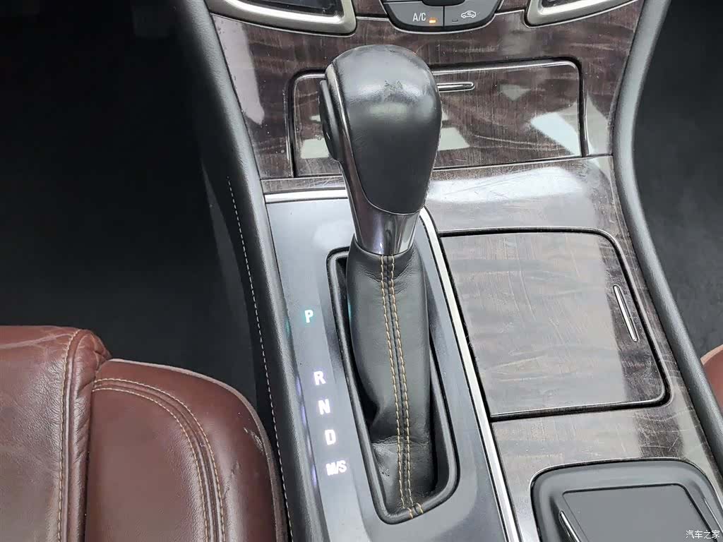 Buick LaCrosse, 2015 13