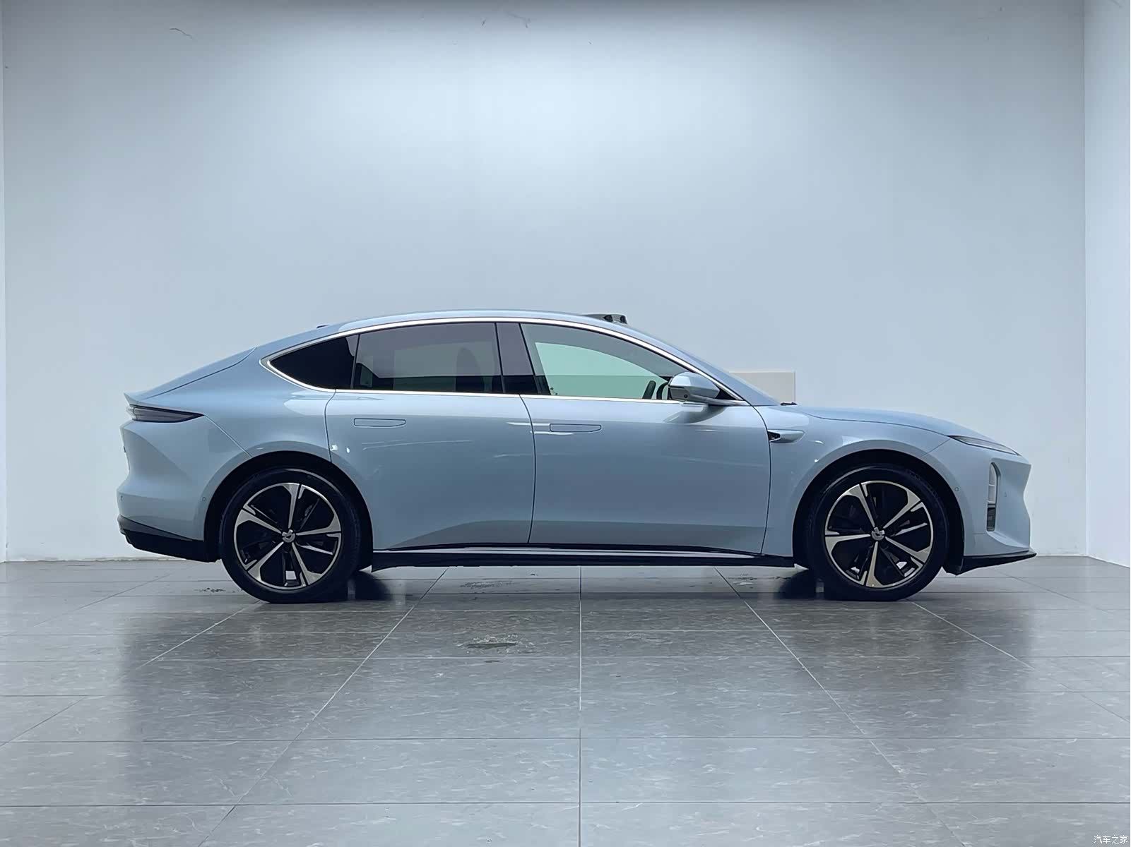 NIO ET5, 2025 7