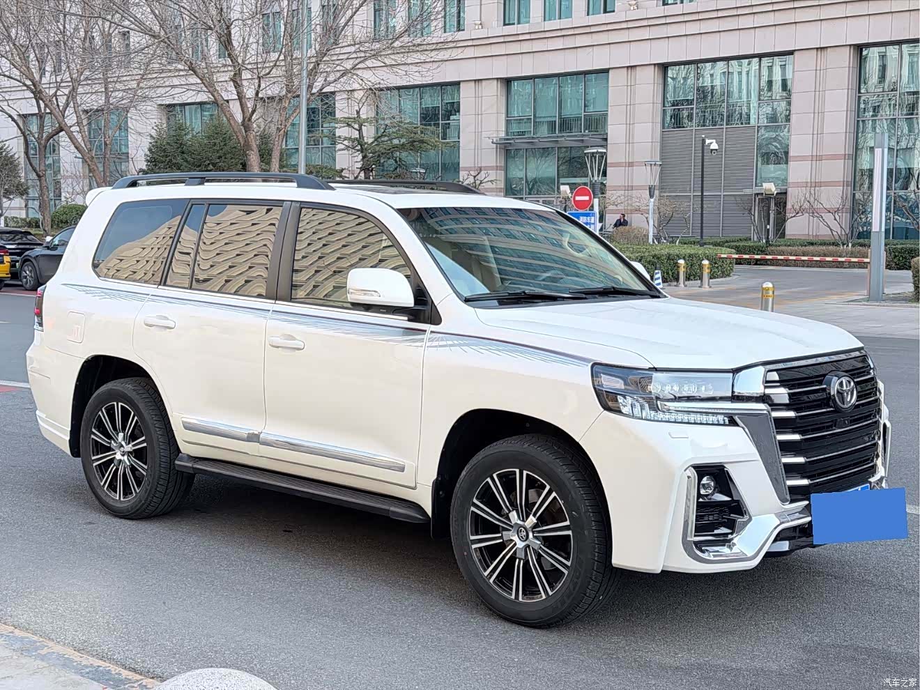 Toyota Land Cruiser, 2016 3