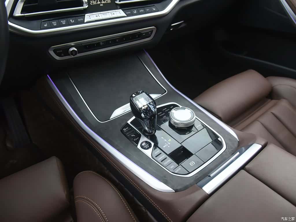 BMW X5, 2021 10