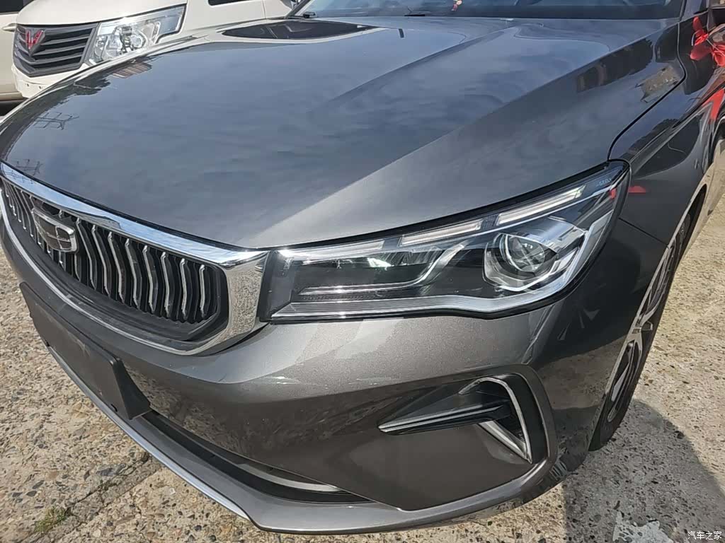 Geely Emgrand, 2022 24
