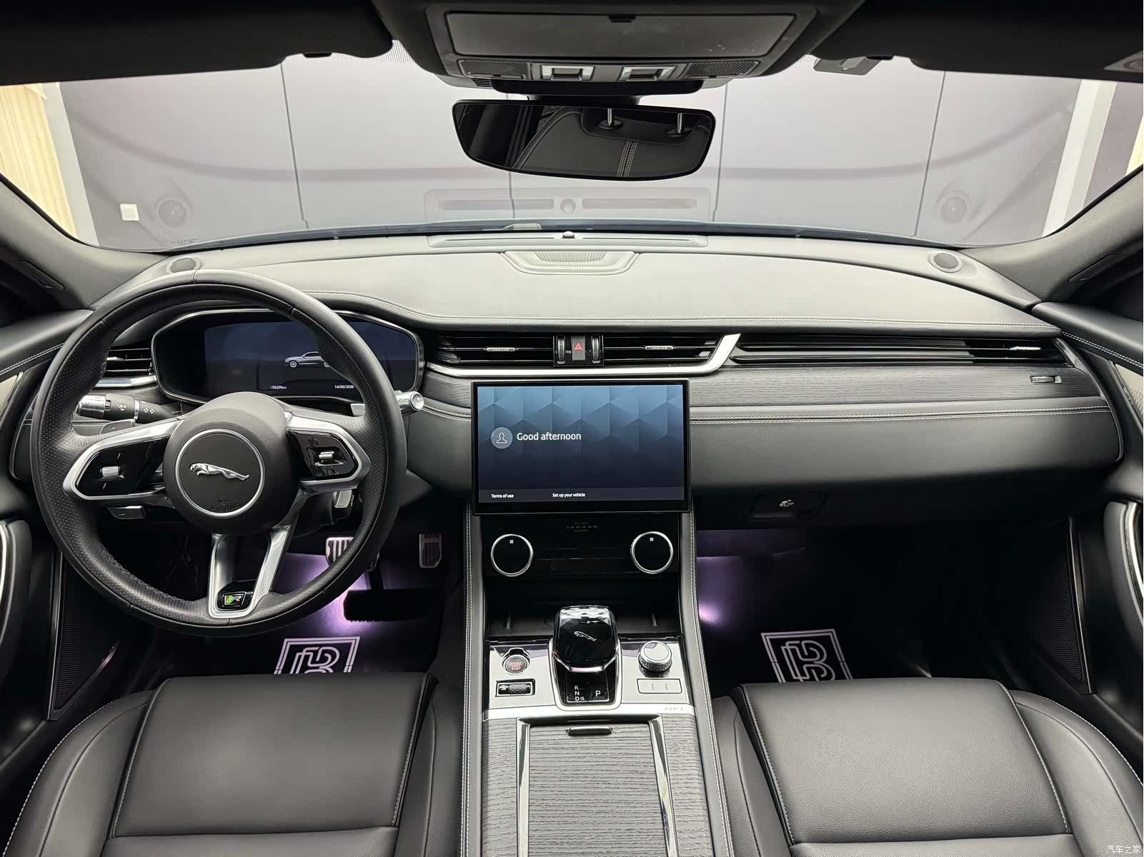 Land Rover P250, 2021 все фото