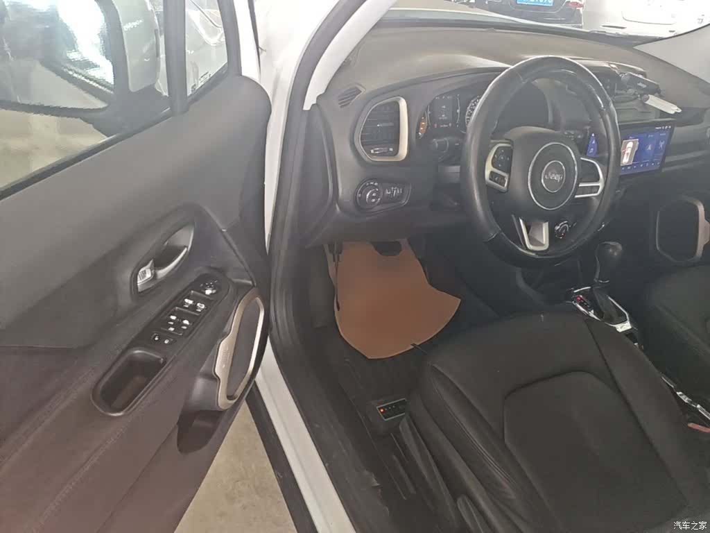 Jeep Renegade, 2017 16