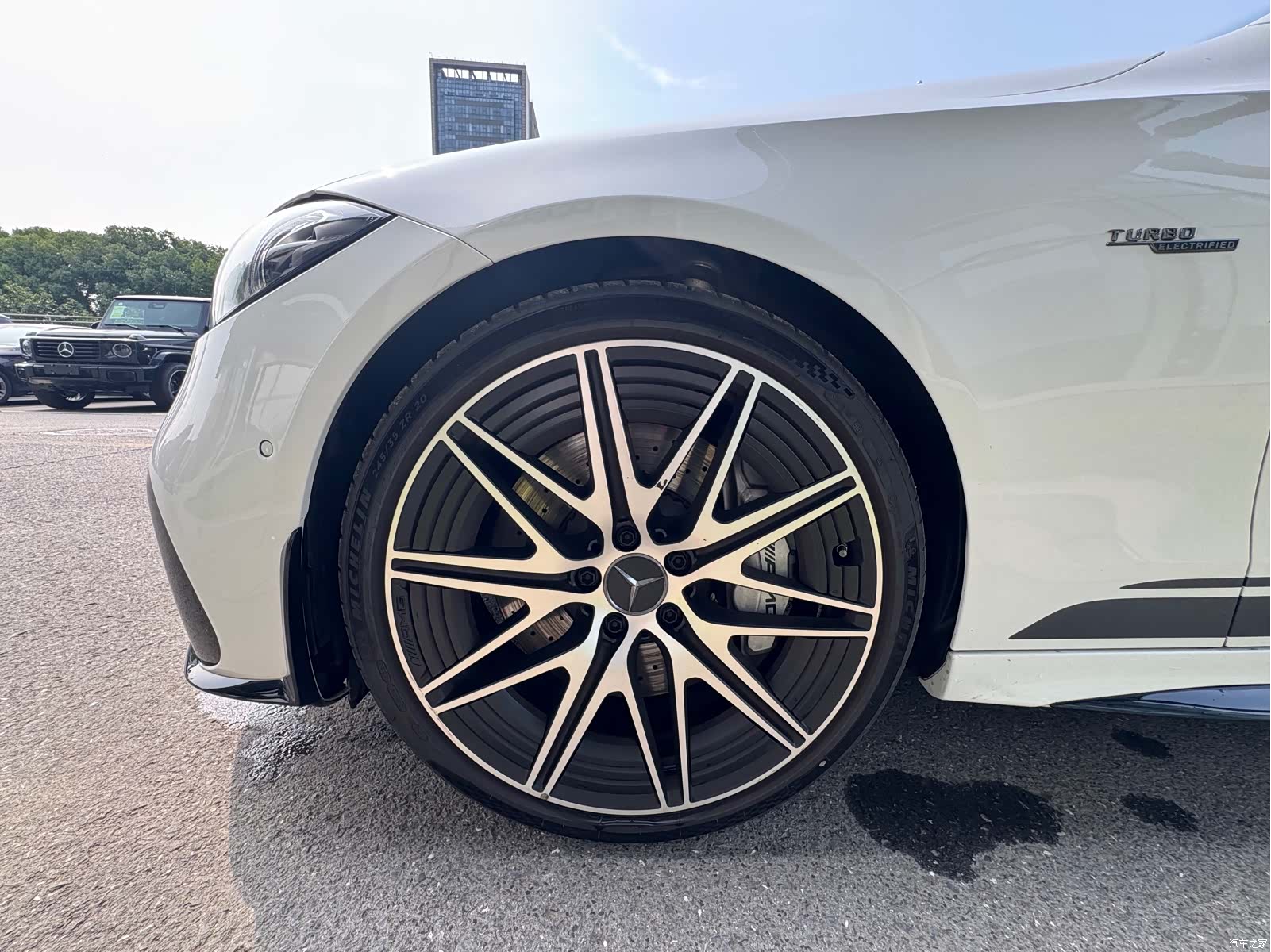 Mercedes-Benz C-Class, 2025 15