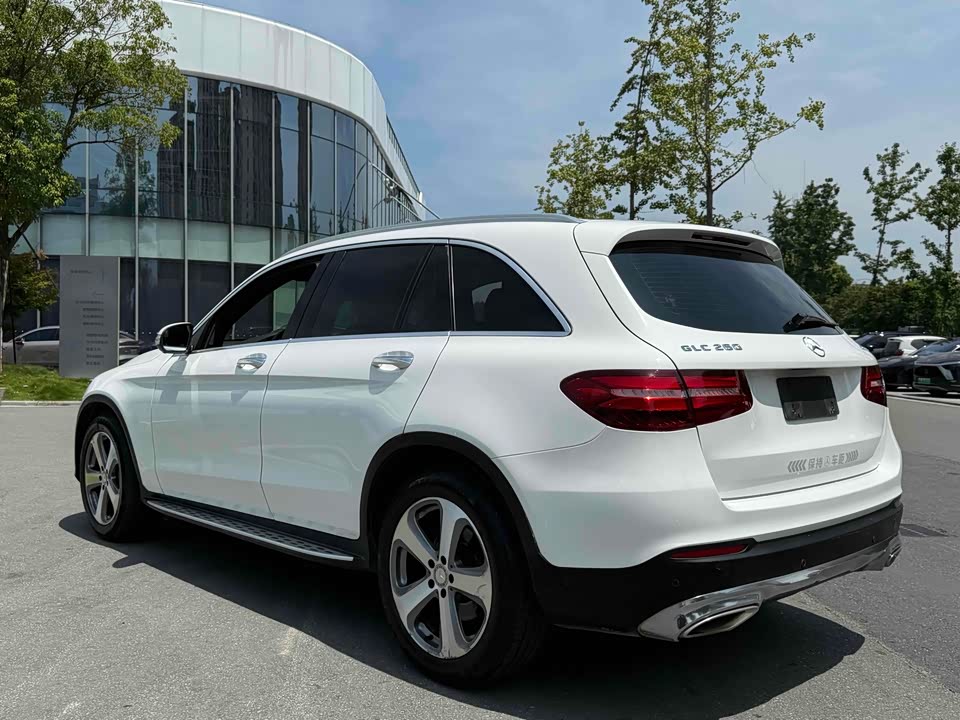 Mercedes-Benz GLC Mercedes-Benz GLC
