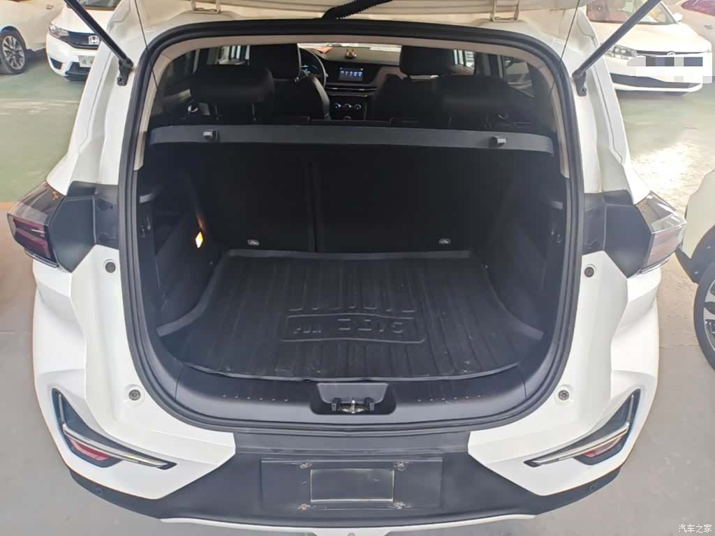 Changan CS15, 2020 19