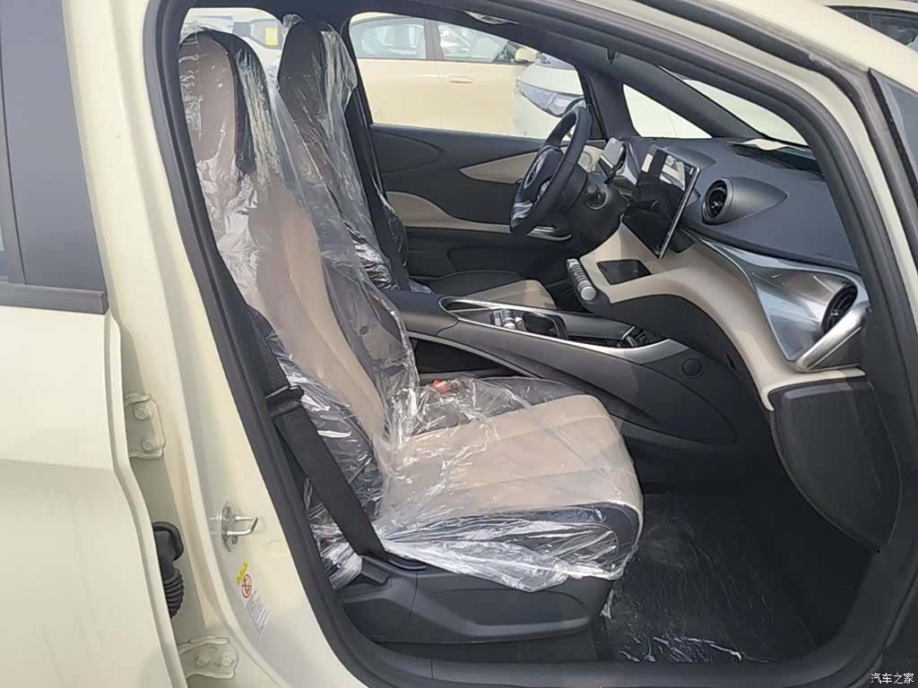 BYD Dolphin, 2026 25