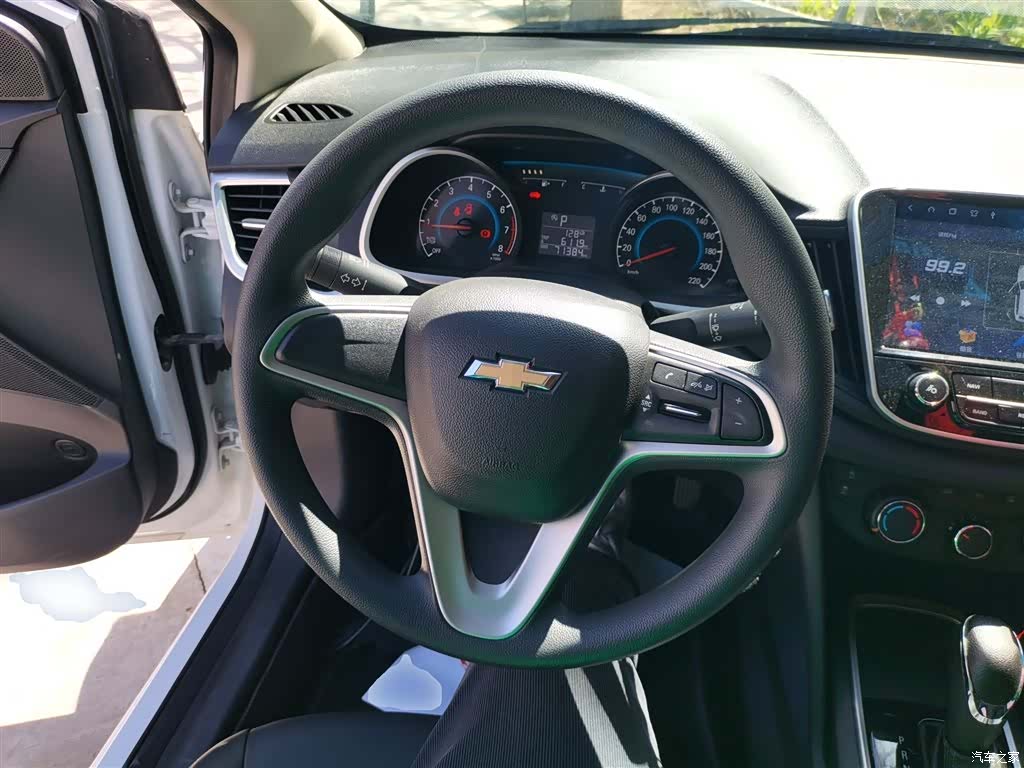 Chevrolet 320, 2018 11