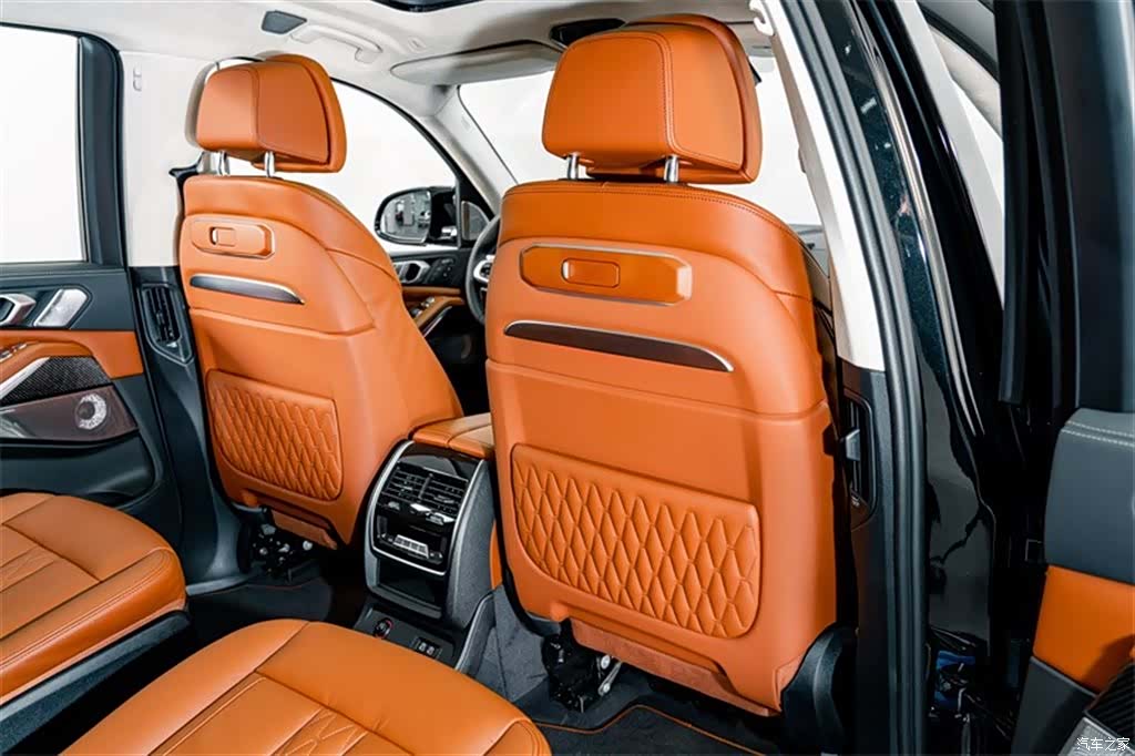 BMW X7, 2025 23