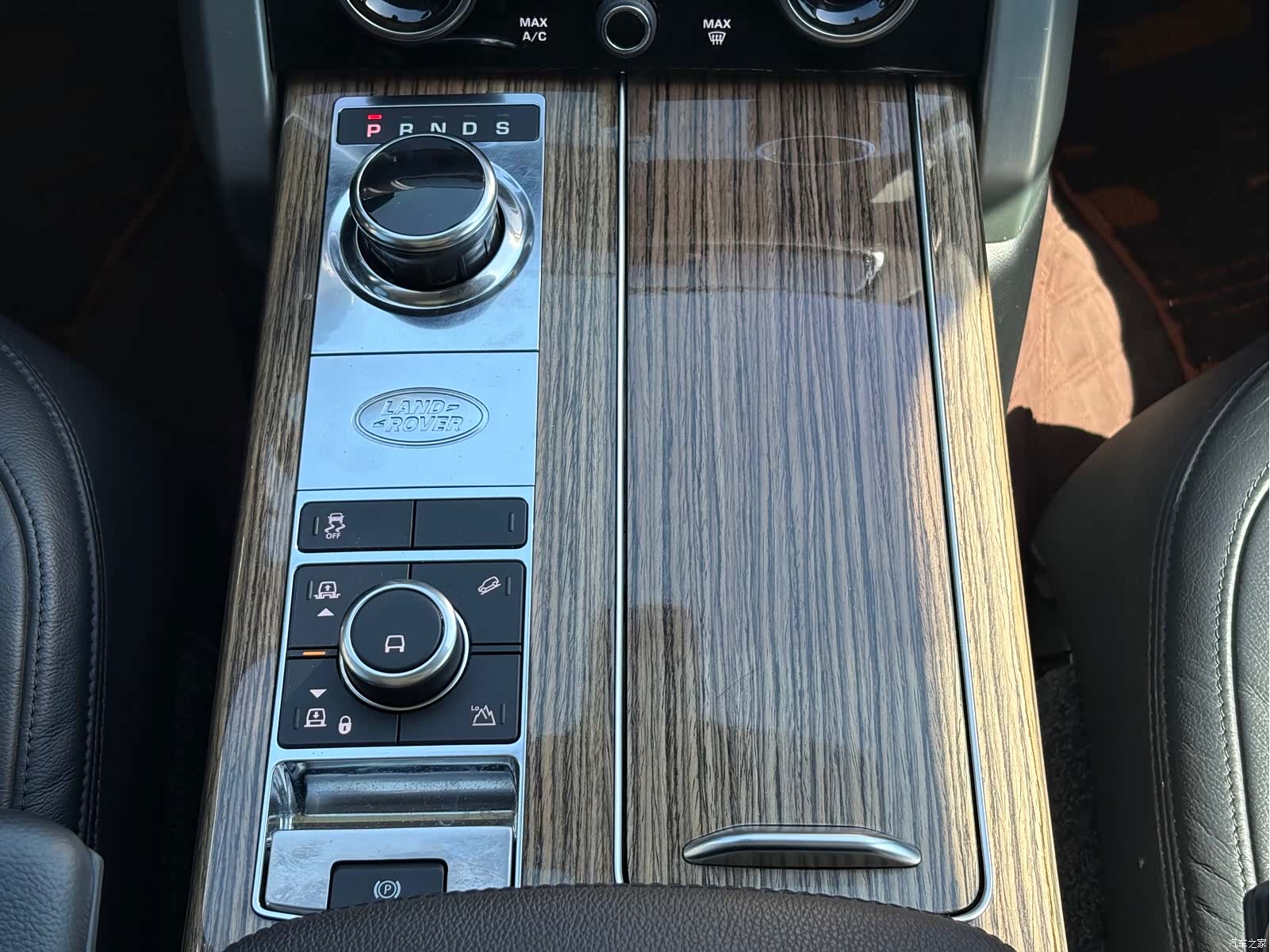 Land Rover Range Rover, 2019 12