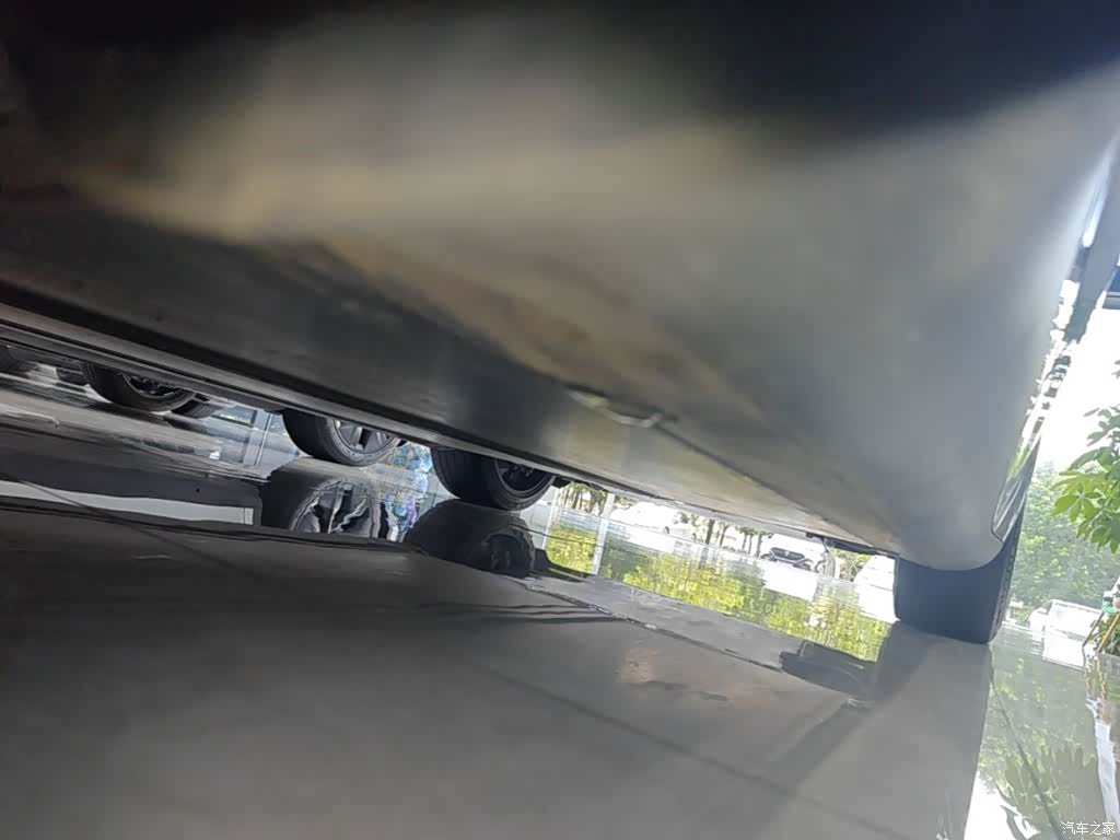Tesla Model Y, 2022 21