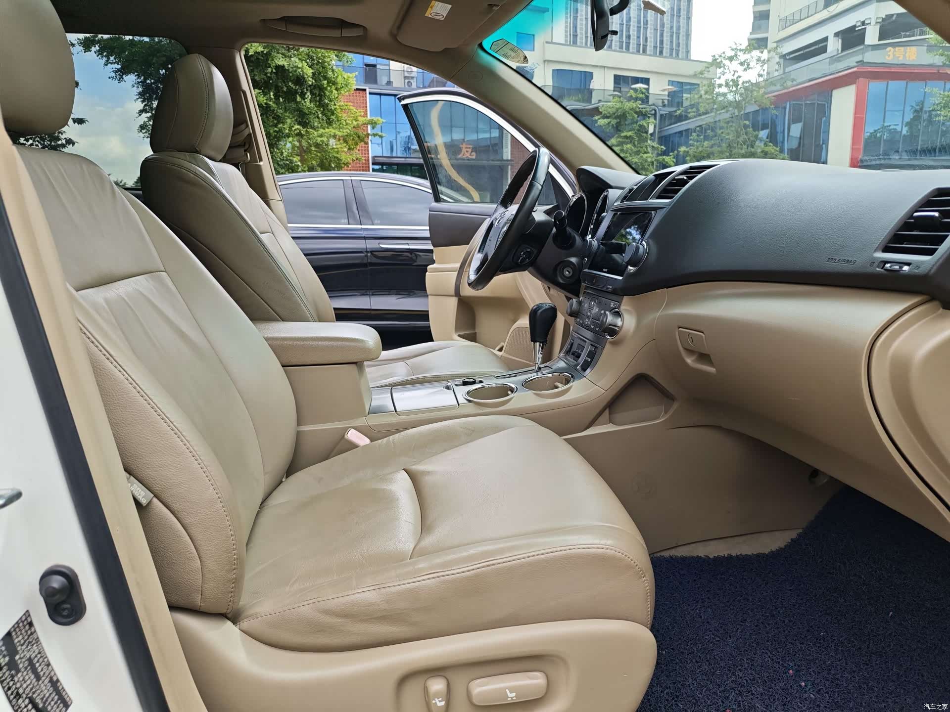 Toyota Highlander, 2011 16
