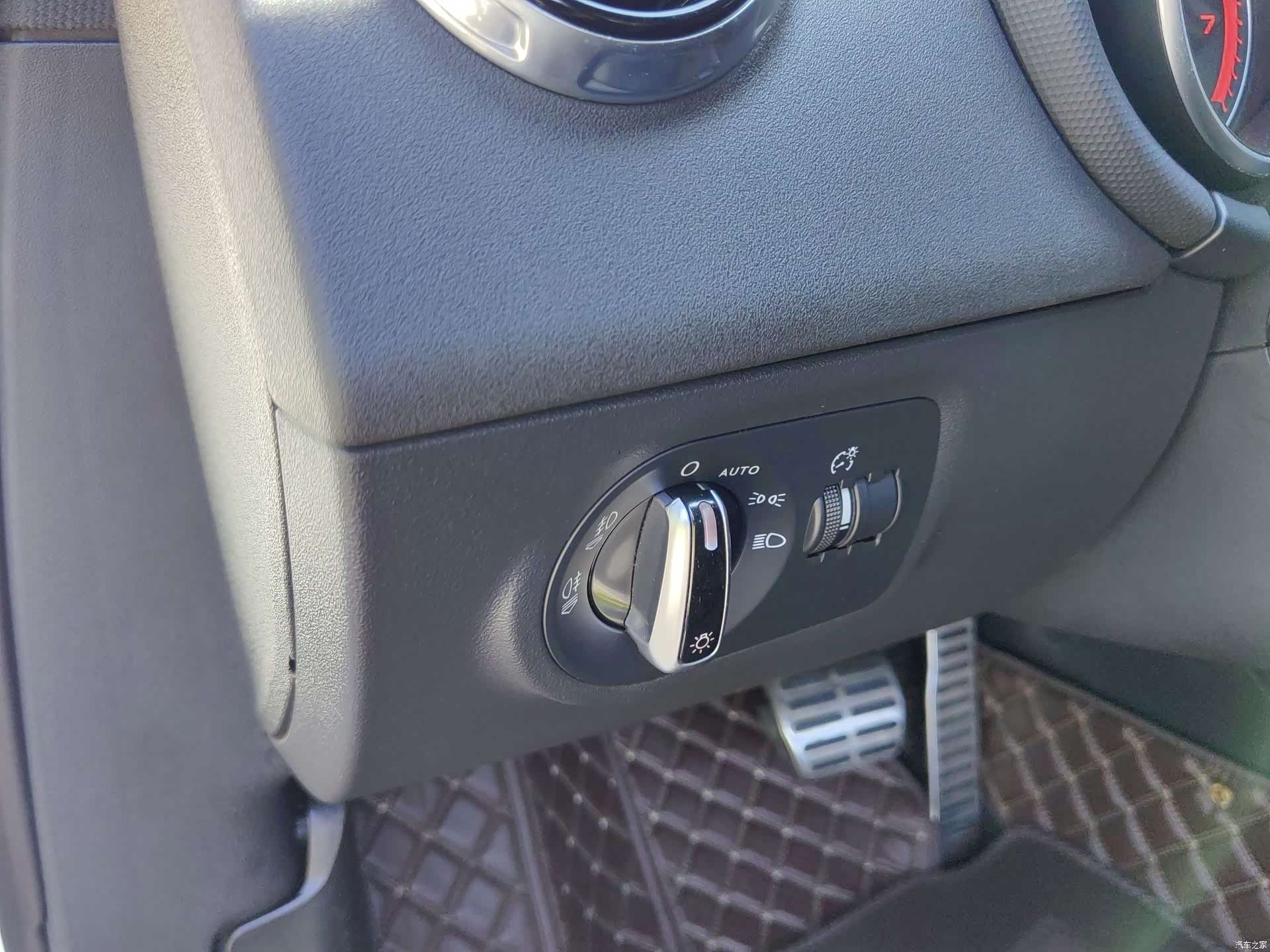 Audi TT, 2014 24