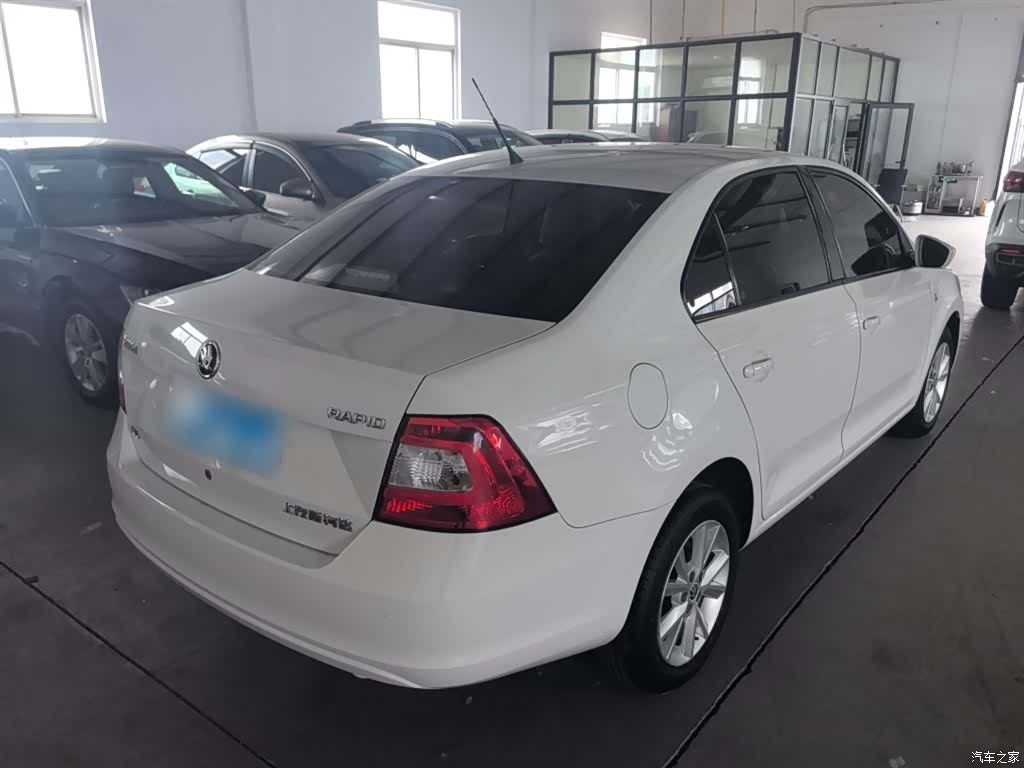 Skoda Rapid, 2017 7