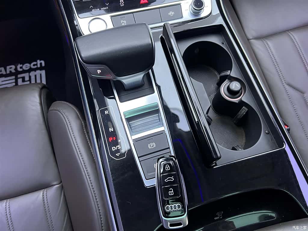 Audi A8L, 2019 25