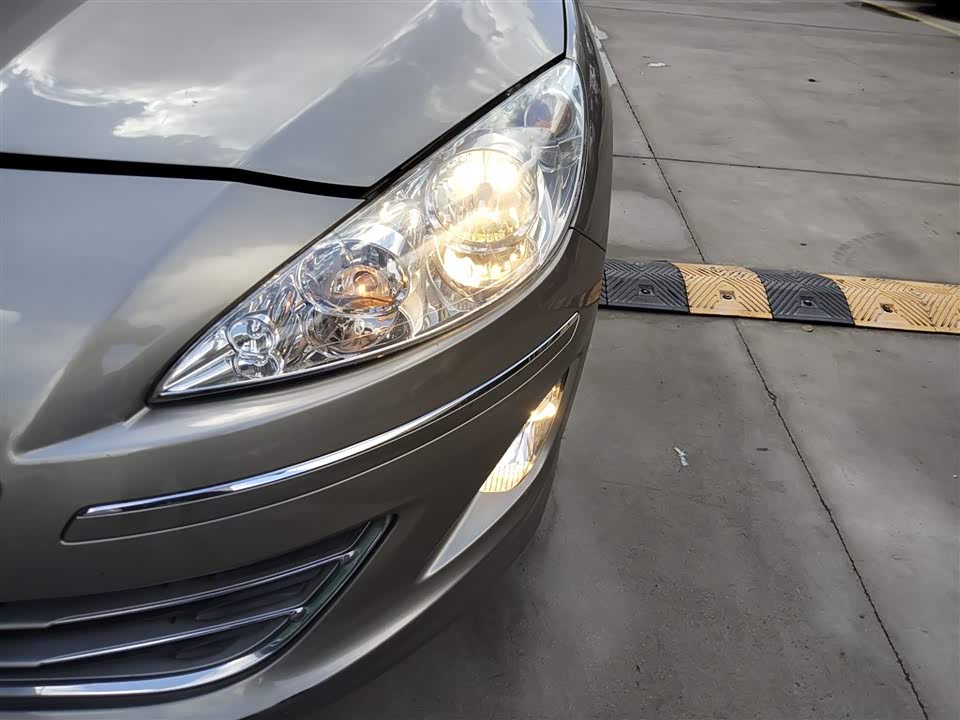 Peugeot 408 Peugeot 408