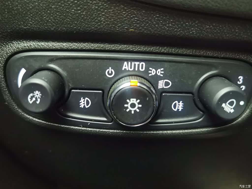 Chevrolet Equinox, 2018 21