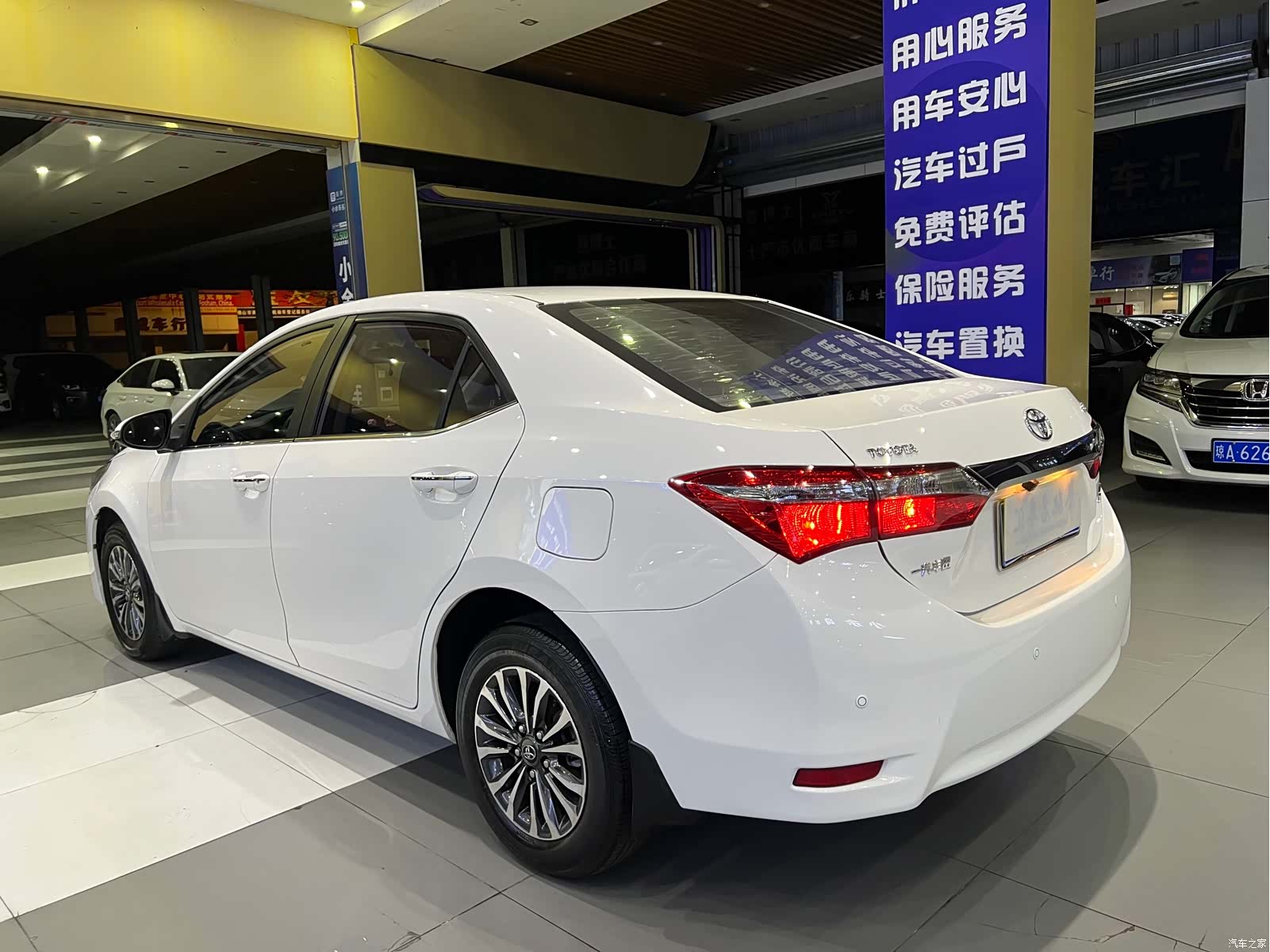 Toyota Corolla, 2017 все фото