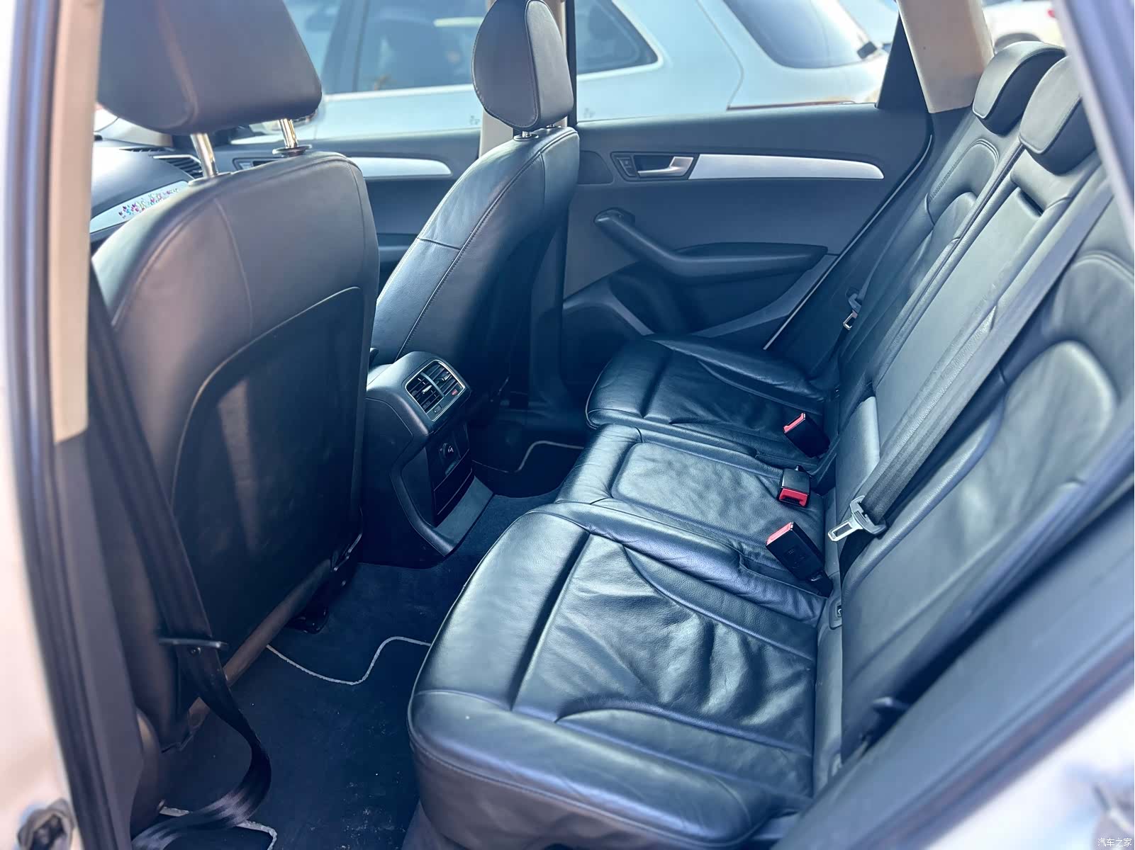 Audi Q5, 2010 38