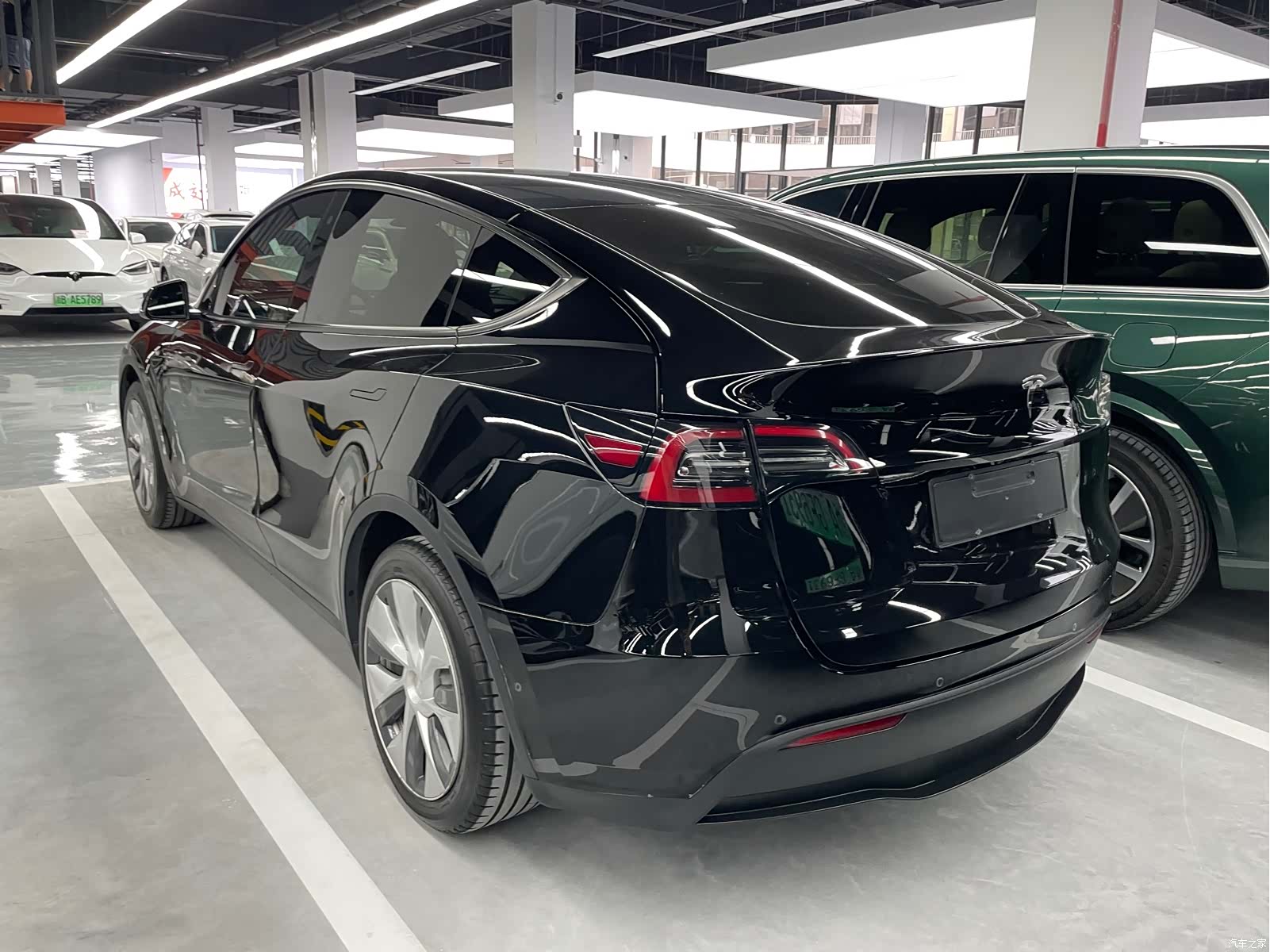 Tesla Model Y, 2022 9