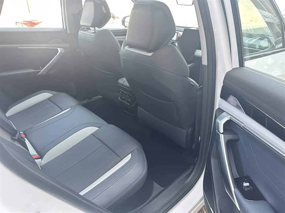 Geely Atlas L Geely Atlas L