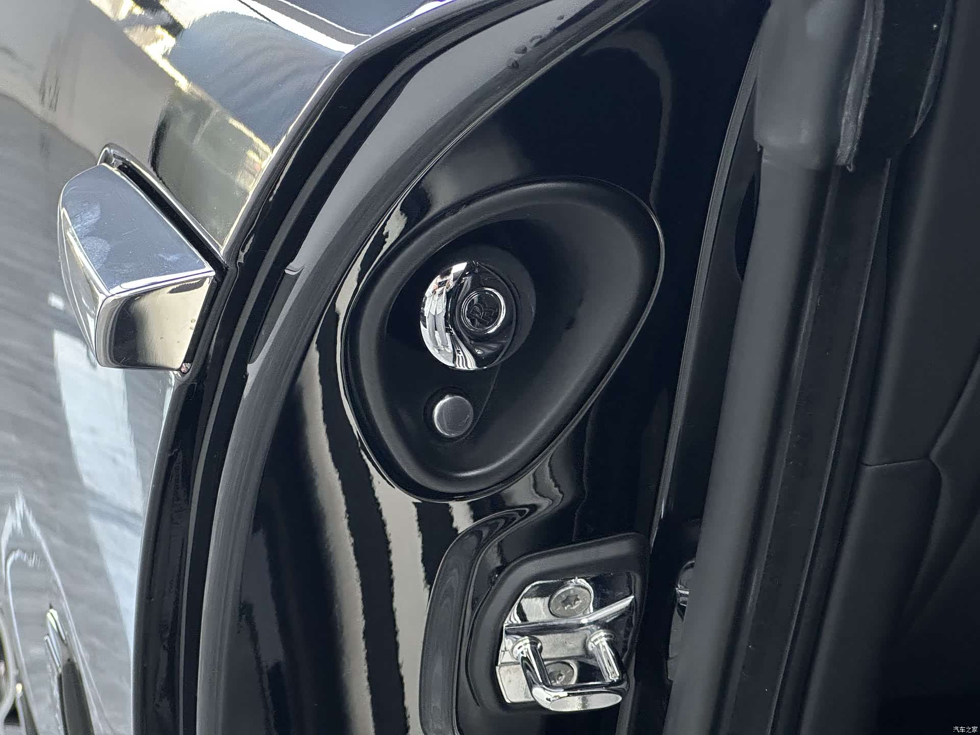 Rolls-Royce Wraith, 2017 23