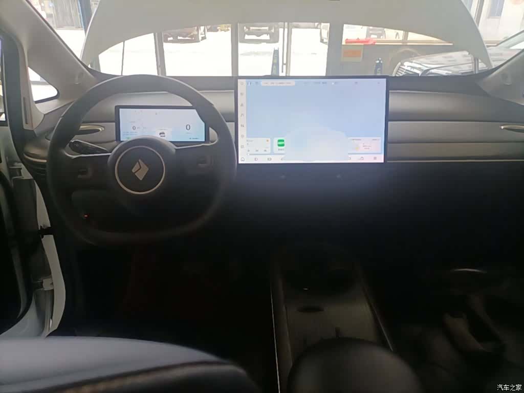 Wuling 460, 2023 10