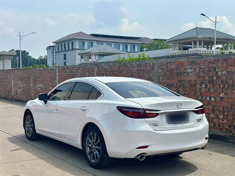Mazda Atez