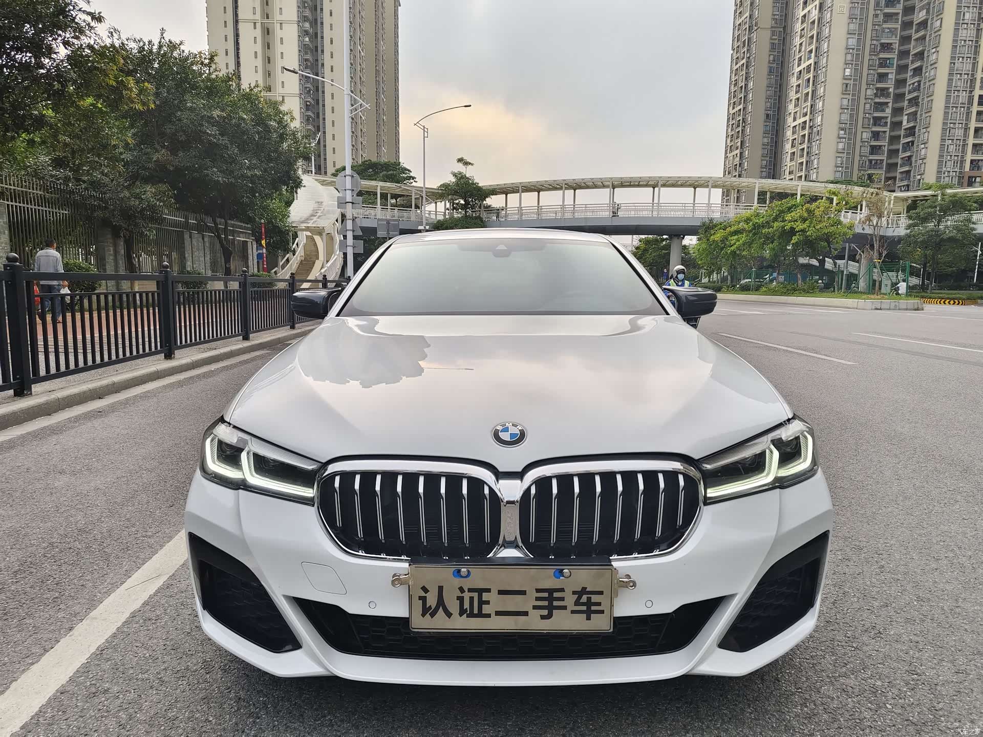 BMW 5 Series, 2021 все фото