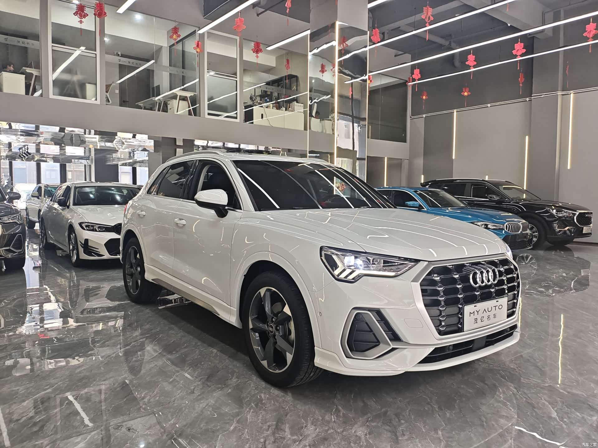 Audi Q3, 2022 3