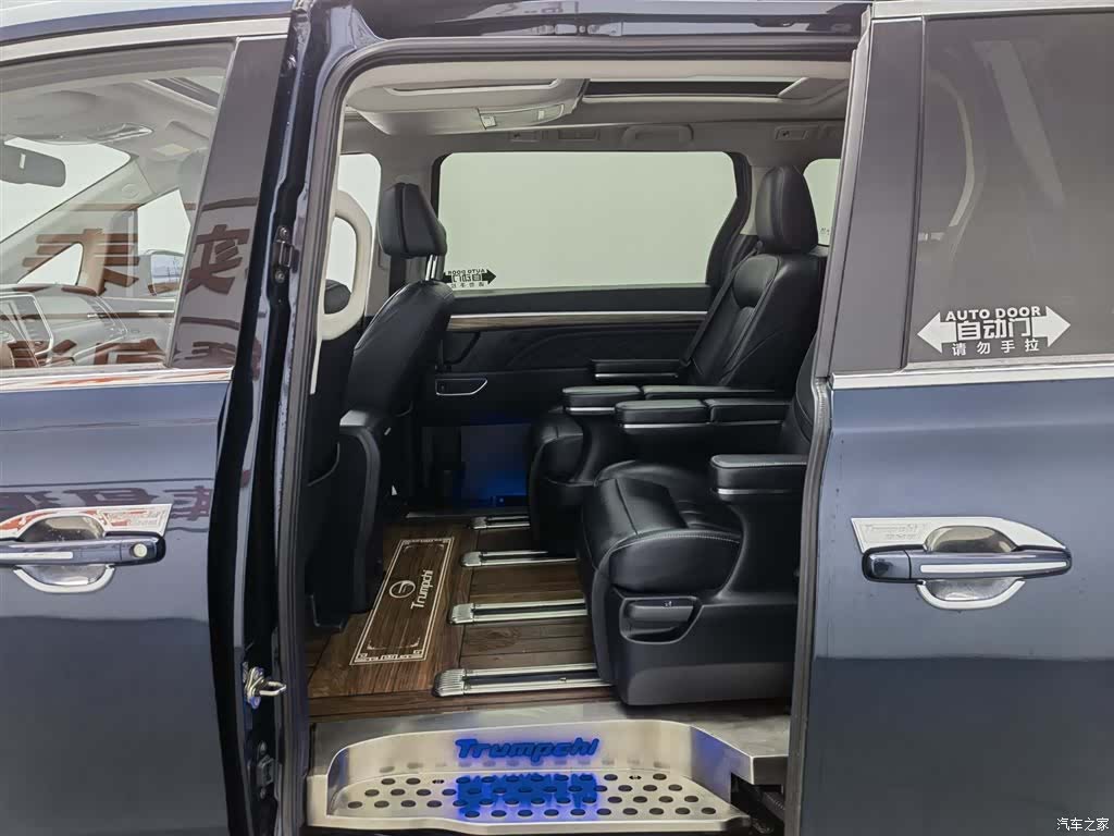 Trumpchi M8, 2020 15