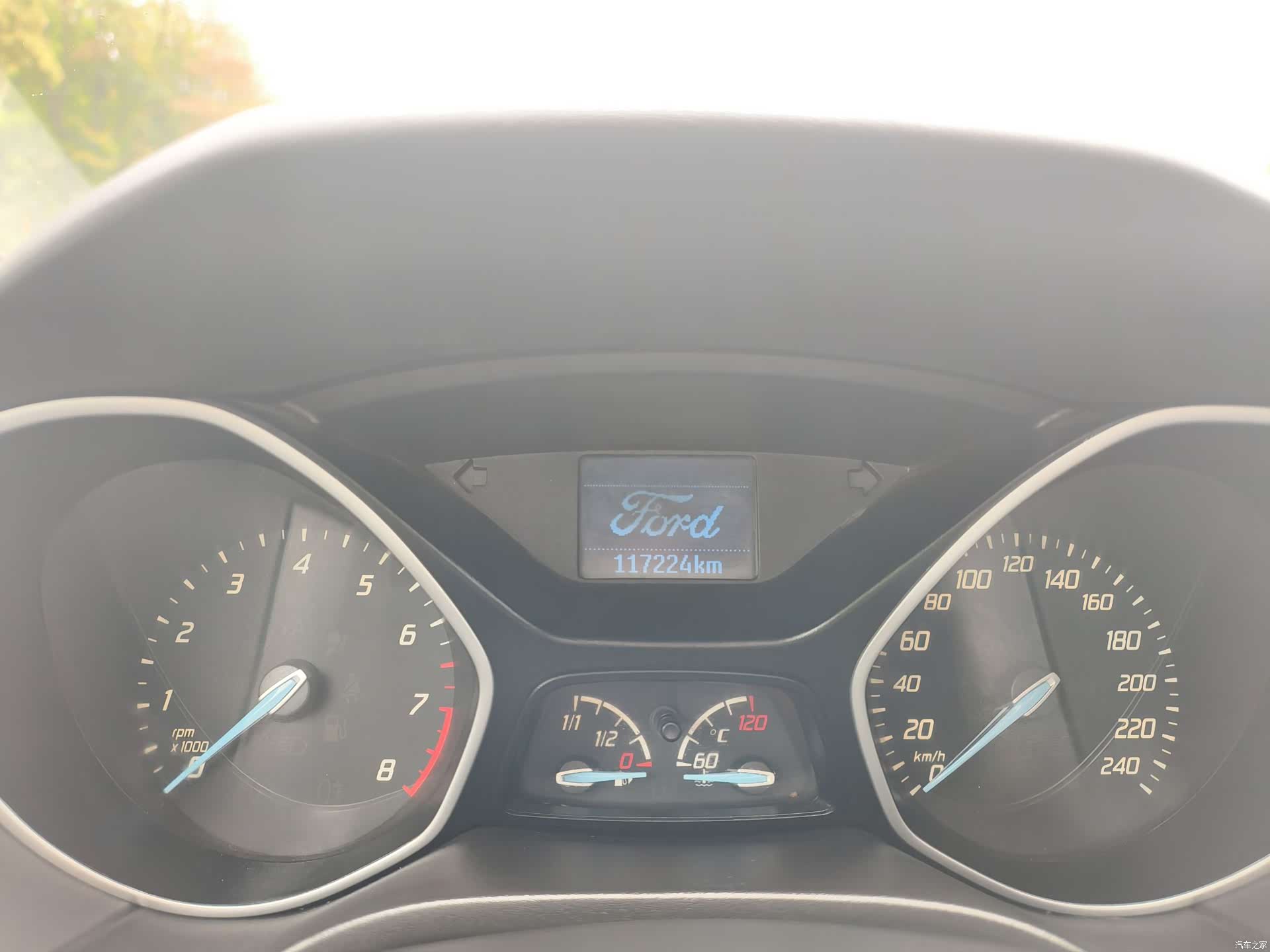 Ford Focus, 2013 18