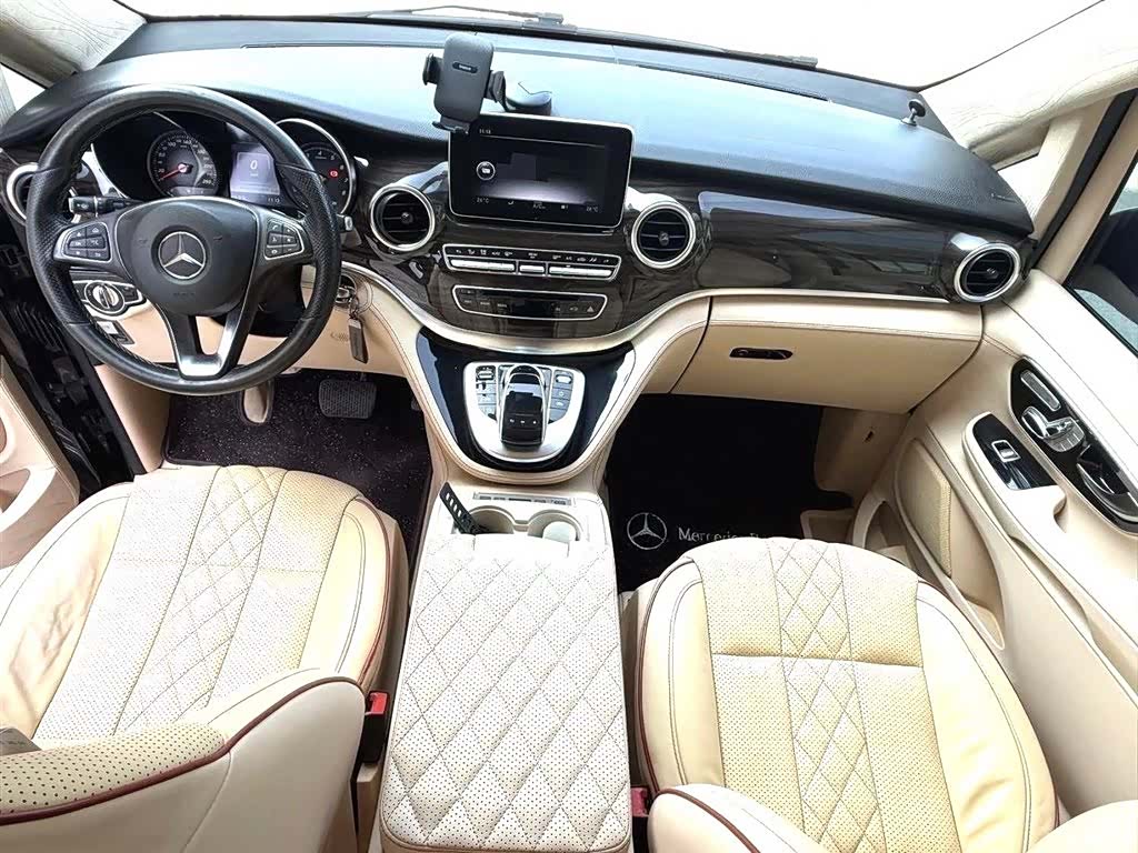 Mercedes-Benz V-Class, 2018 8