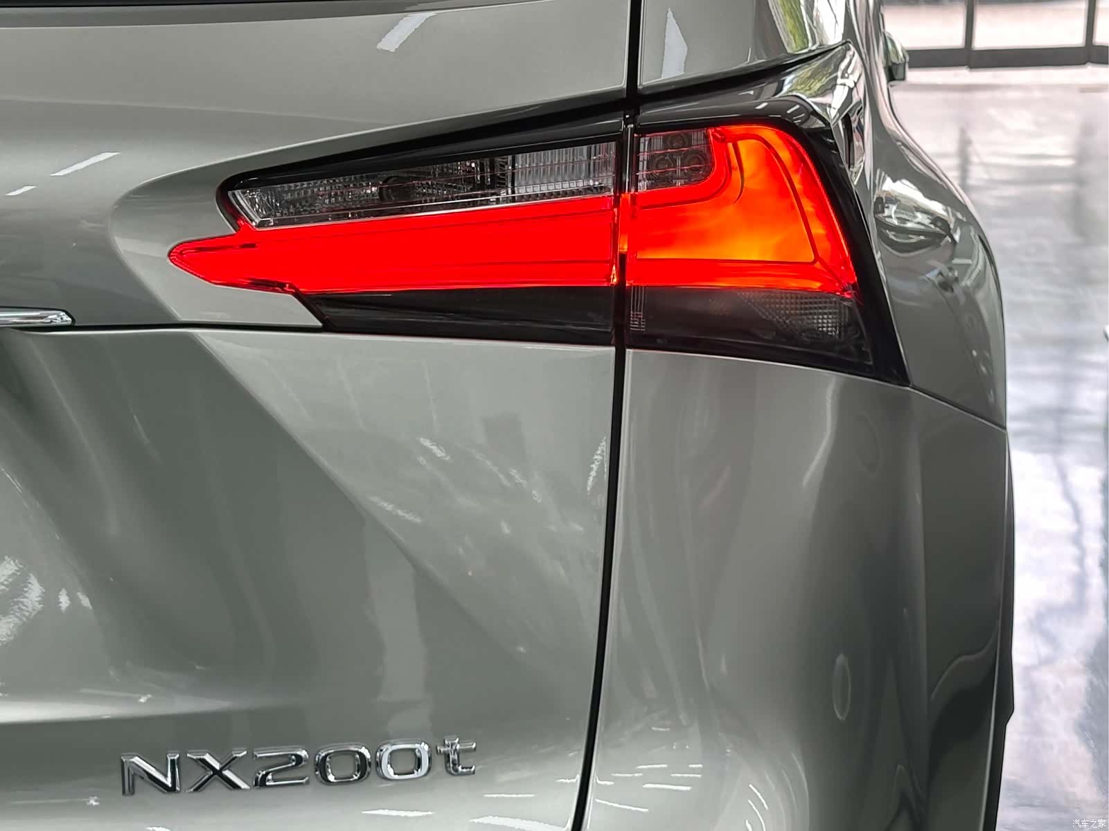 Lexus NX, 2015 7