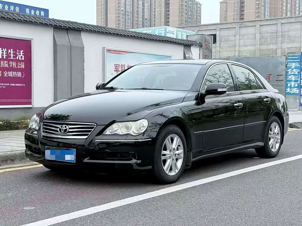Toyota Reiz