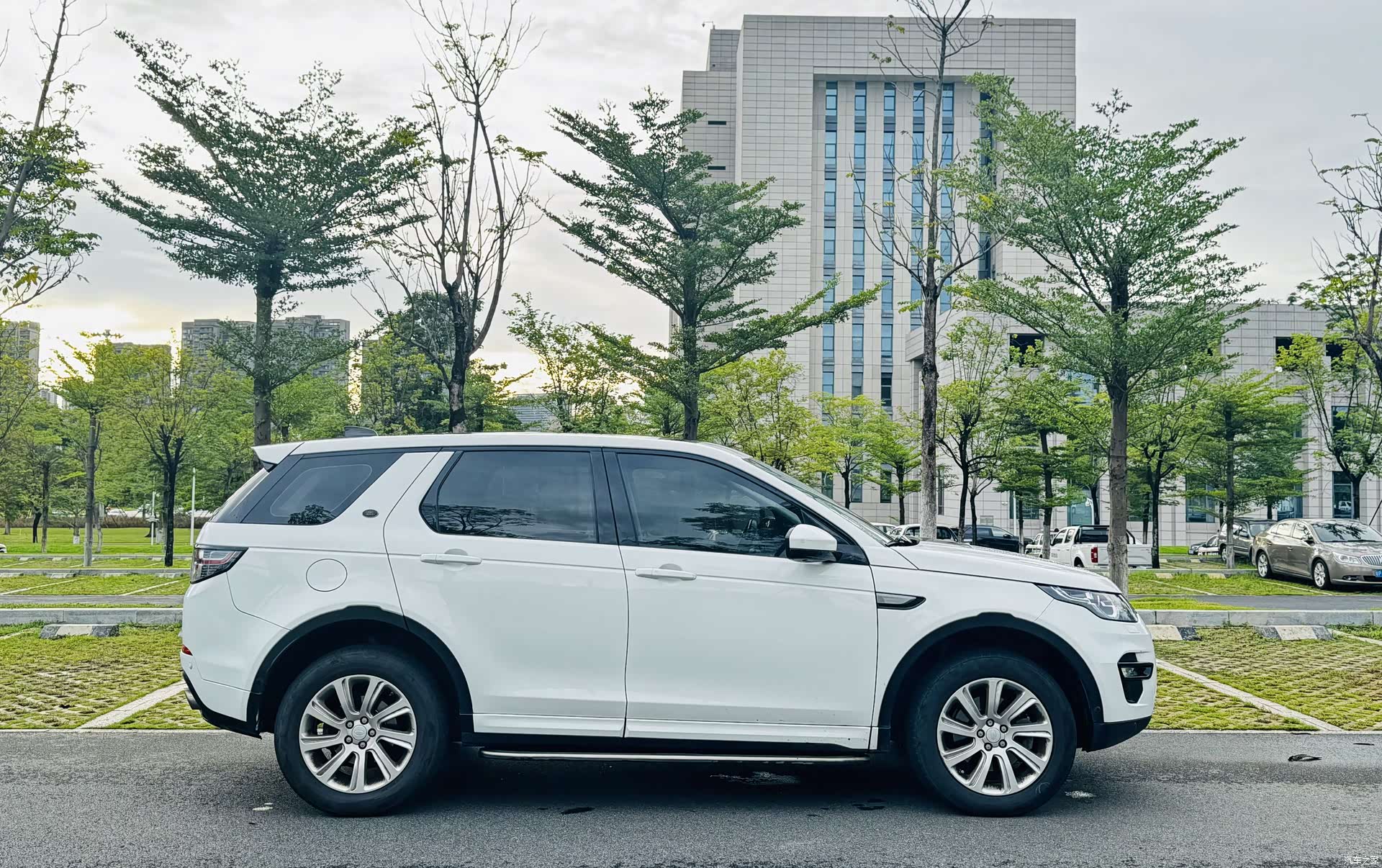 Land Rover Discovery, 2018 9