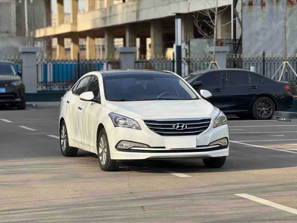 Hyundai Name picture