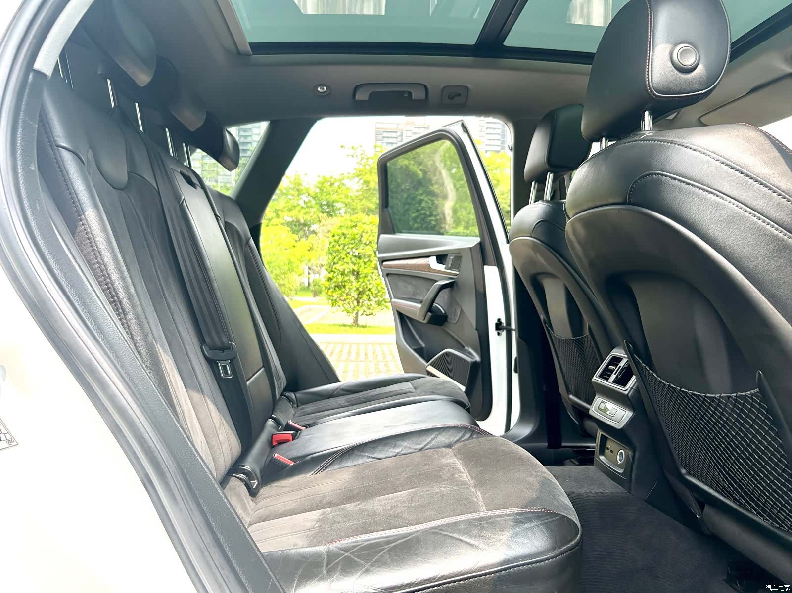 Audi Q5L, 2020 11
