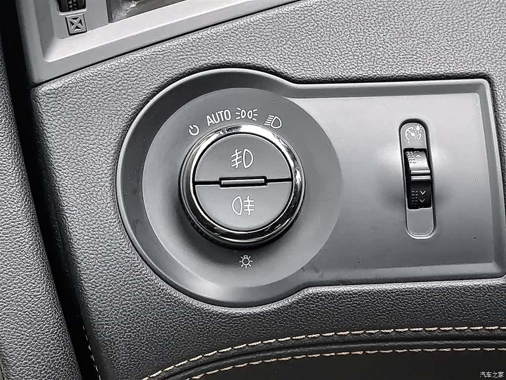 Buick LaCrosse, 2015 21