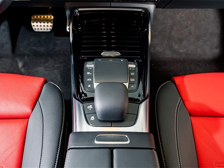 Mercedes-Benz CLA AMG