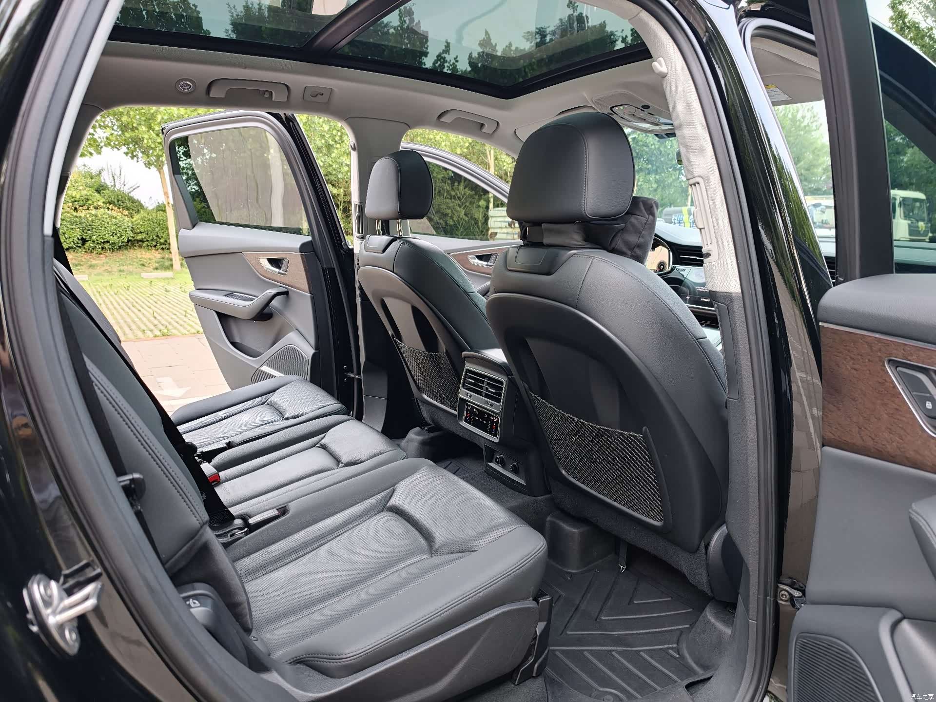 Audi Q7, 2023 11