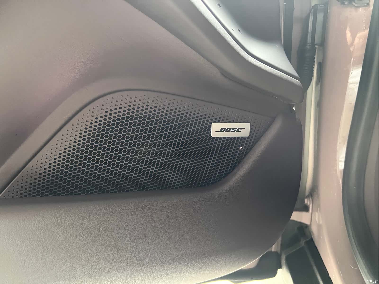 Porsche Taycan, 2020 11