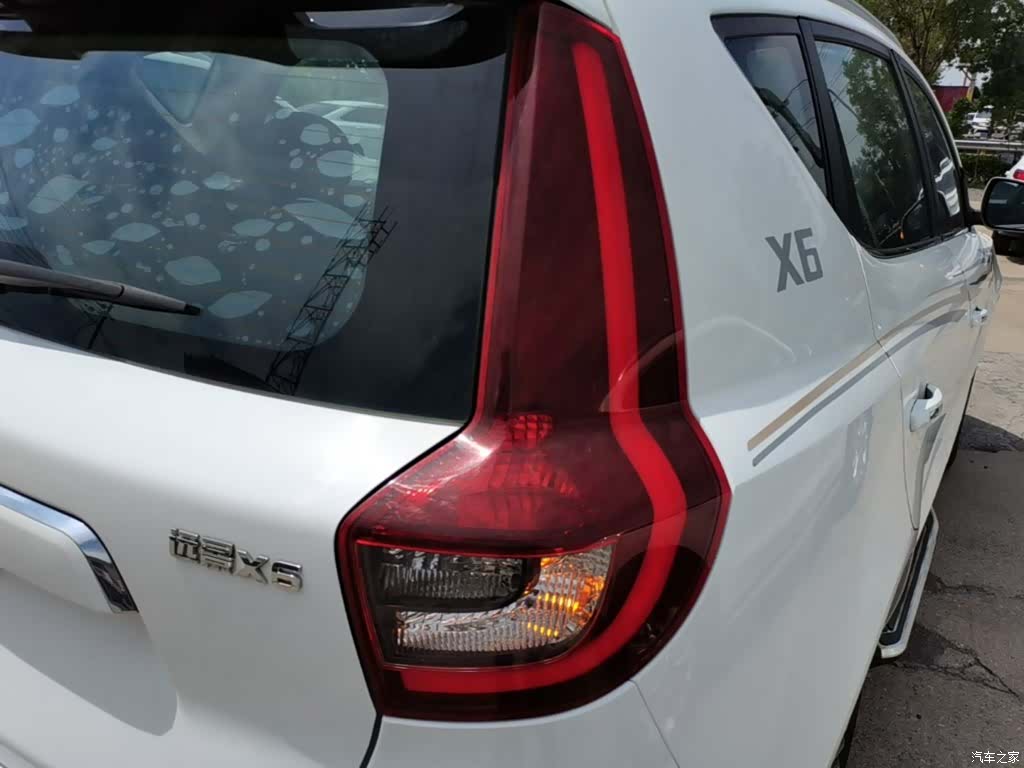 Geely X6, 2019 8