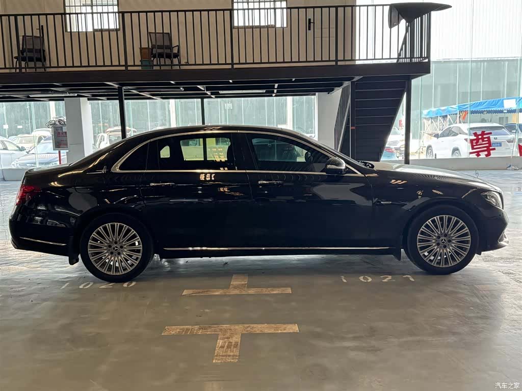 Mercedes-Benz E-Class, 2019 4