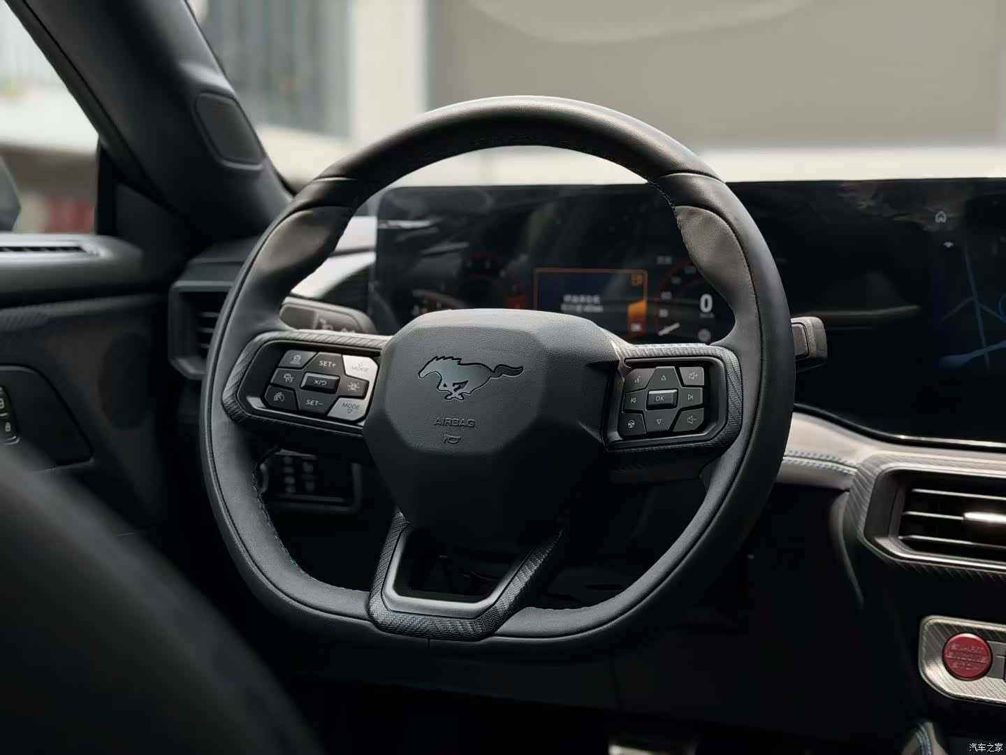 Ford Mustang, 2024 4