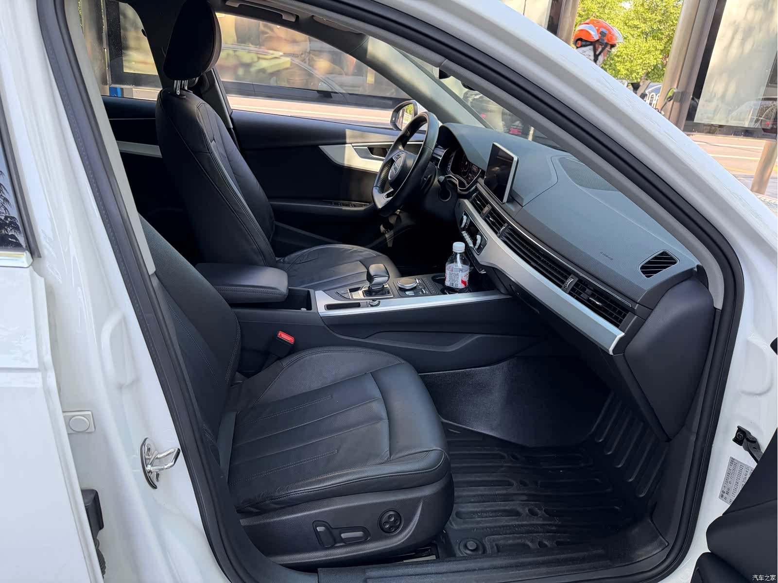 Audi A4L, 2016 7