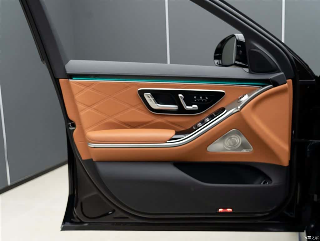 Mercedes-Benz S-Class, 2025 9