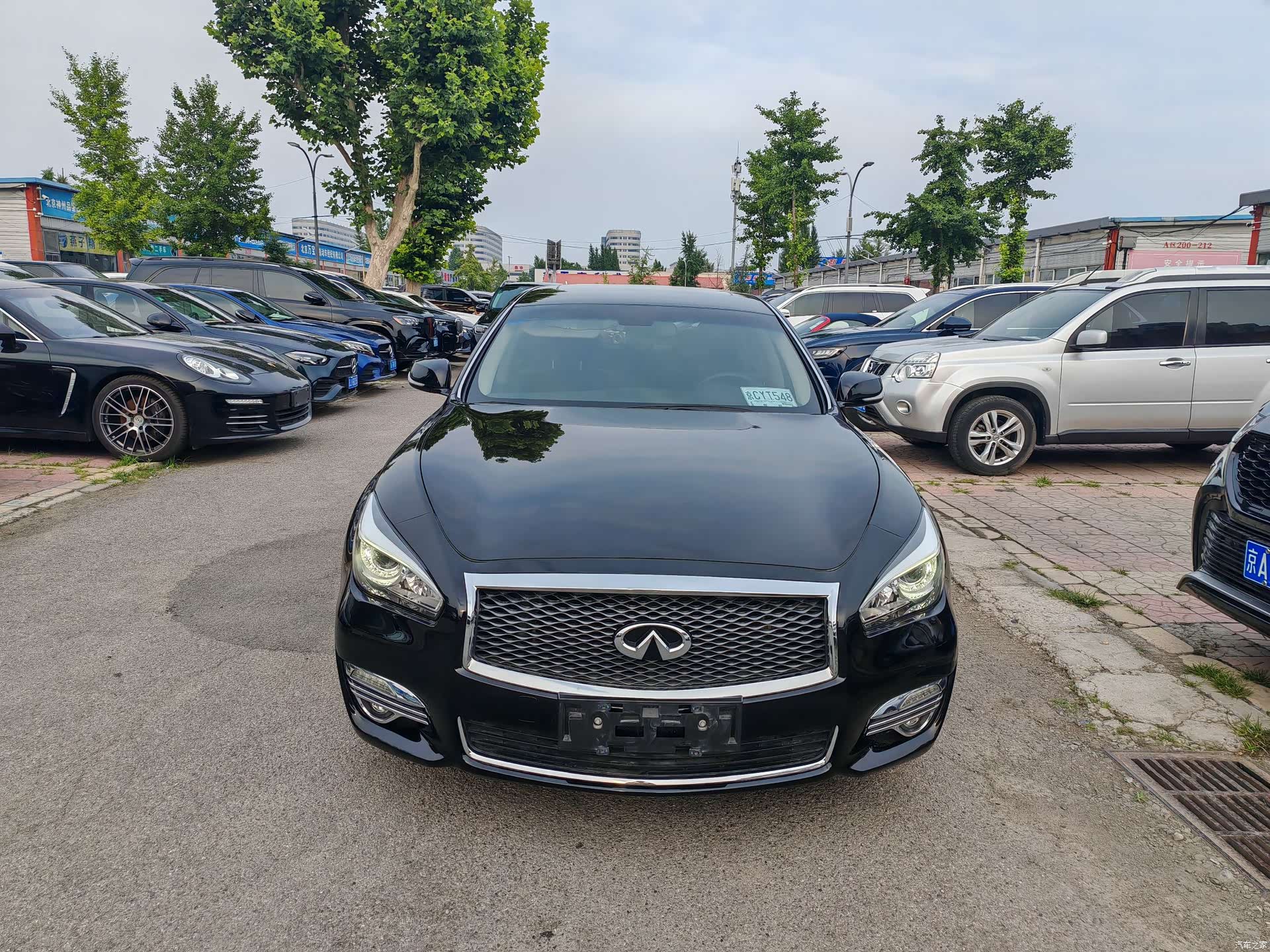 Infiniti Q70, 2015 2