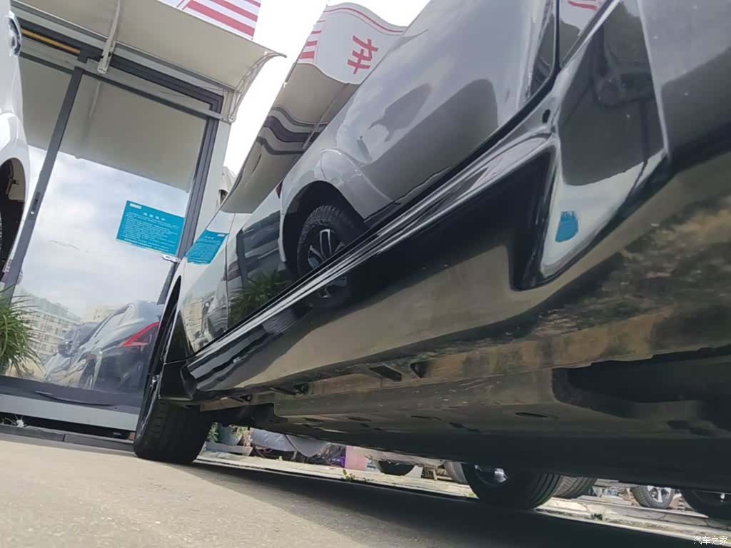 Wuling Starlight, 2025 21